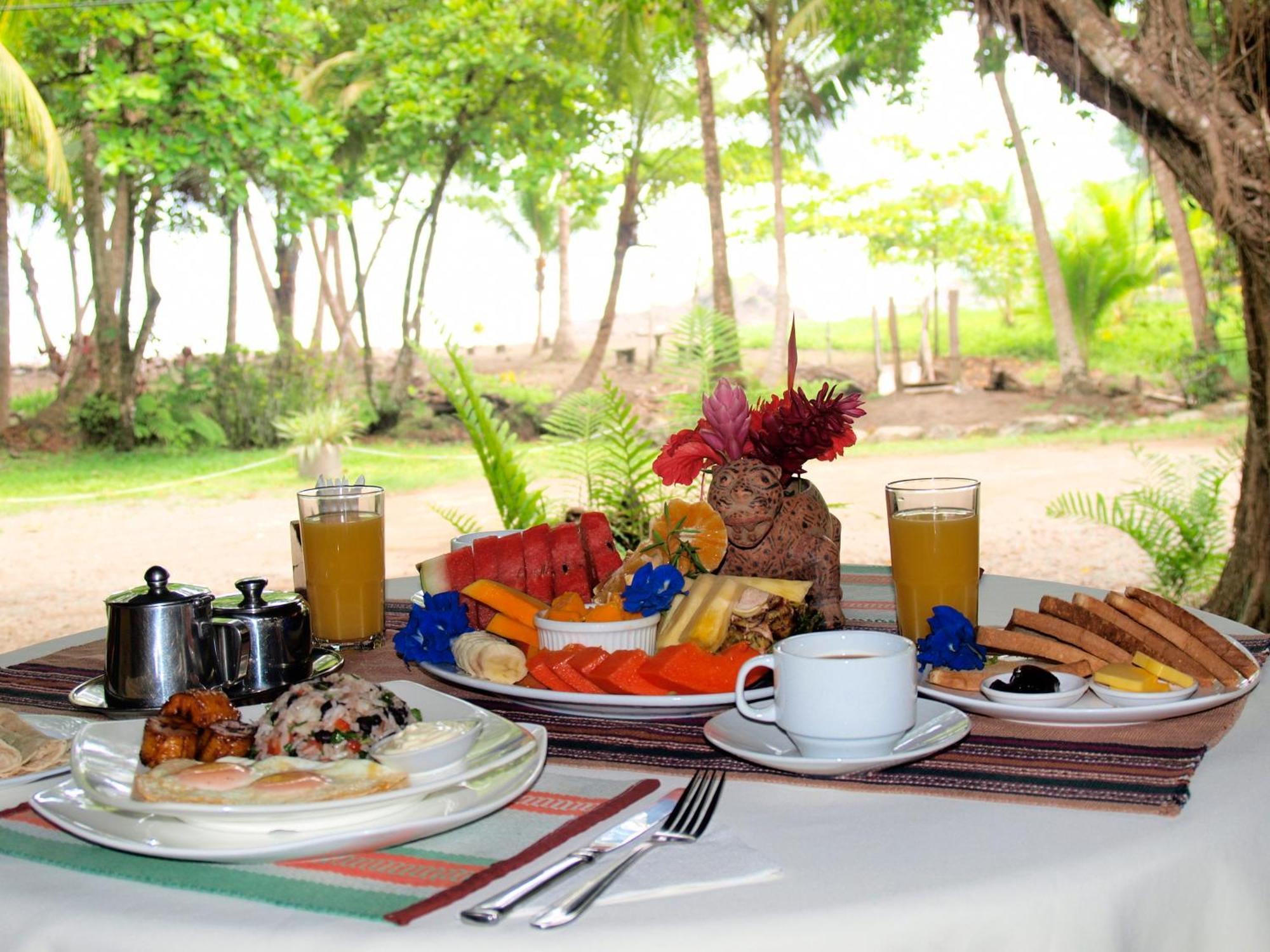 Hotel Roca Verde Beachfront Puntarenas Exterior foto